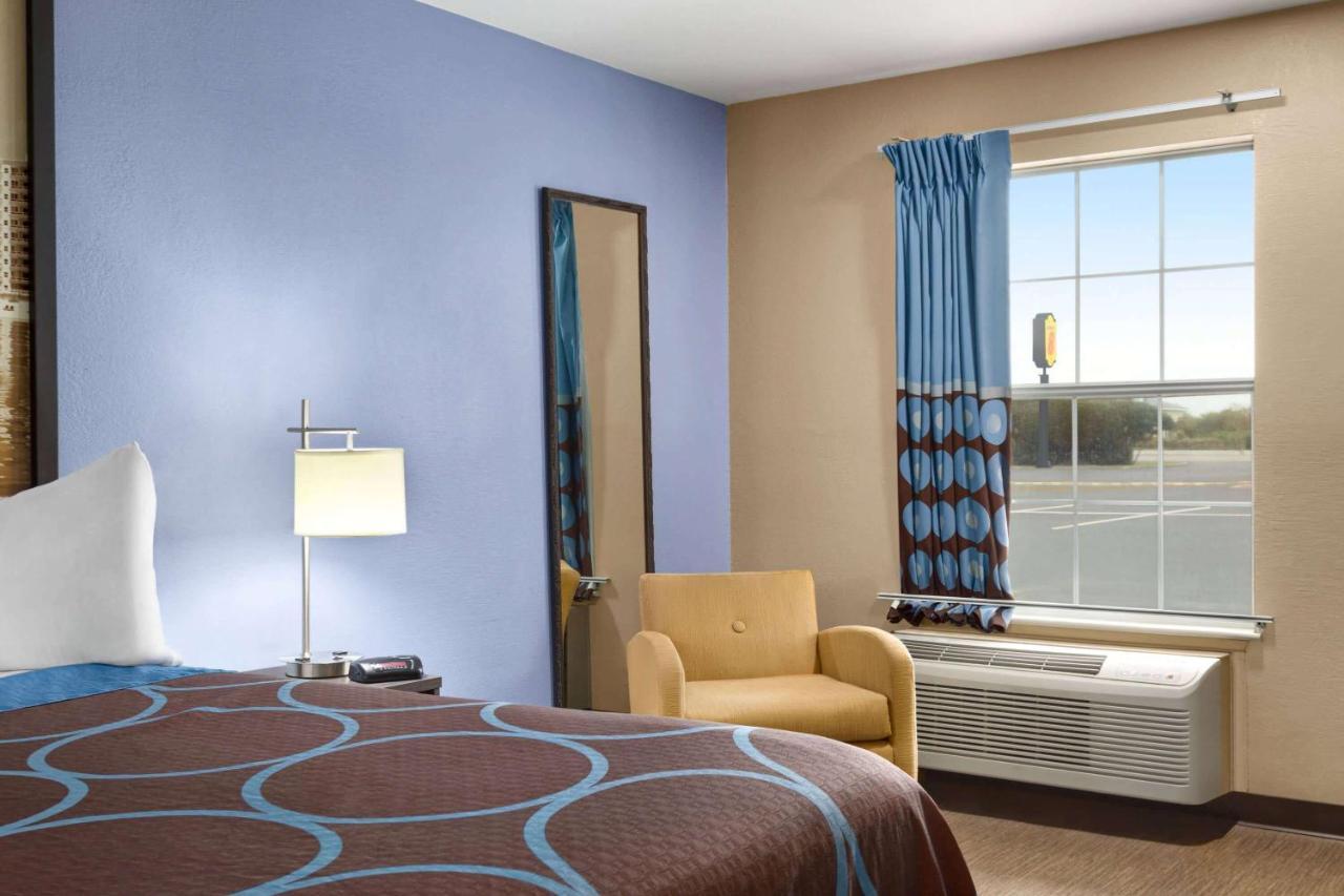 Super 8 By Wyndham Foley Motel Luaran gambar