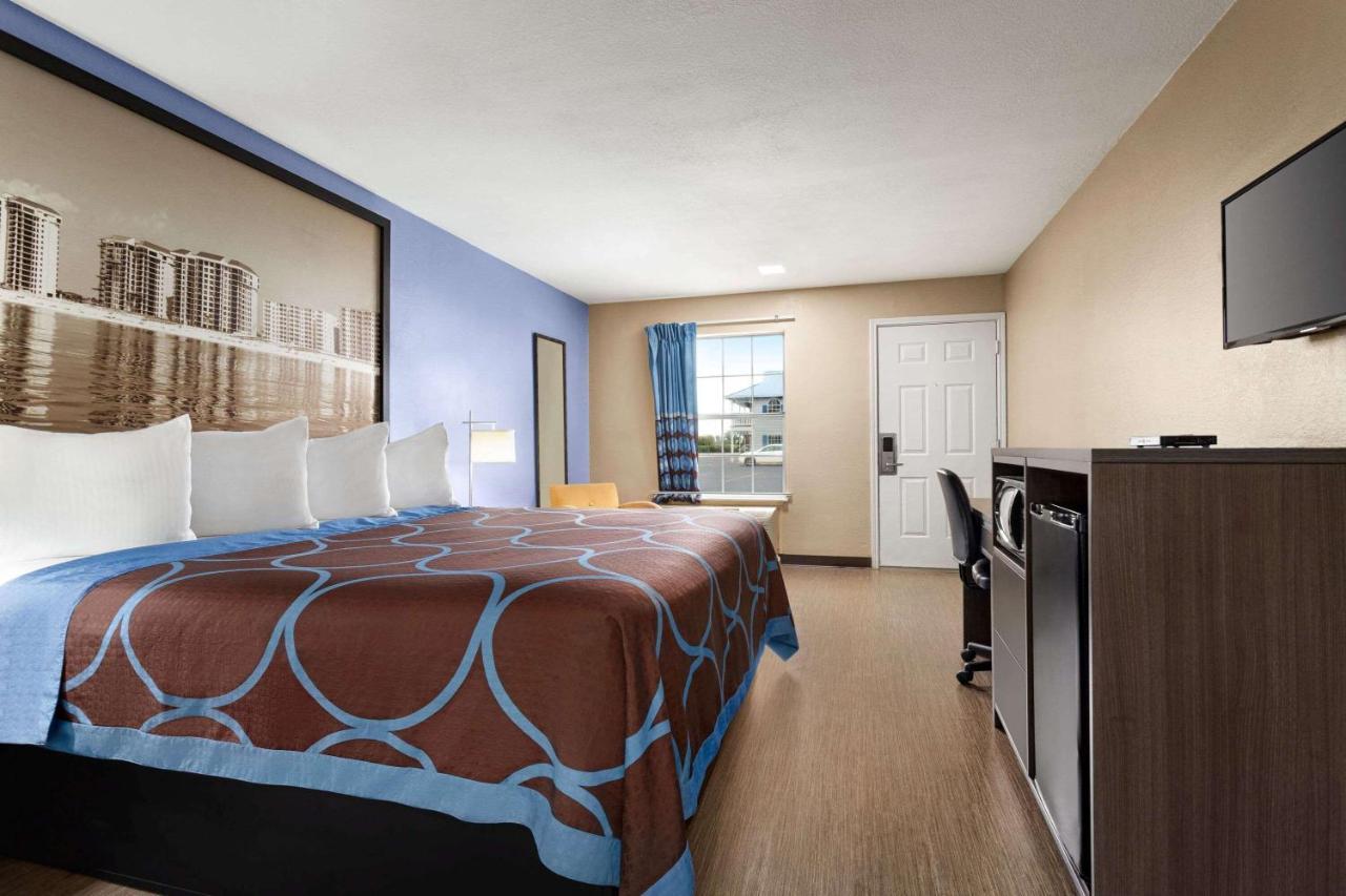 Super 8 By Wyndham Foley Motel Luaran gambar