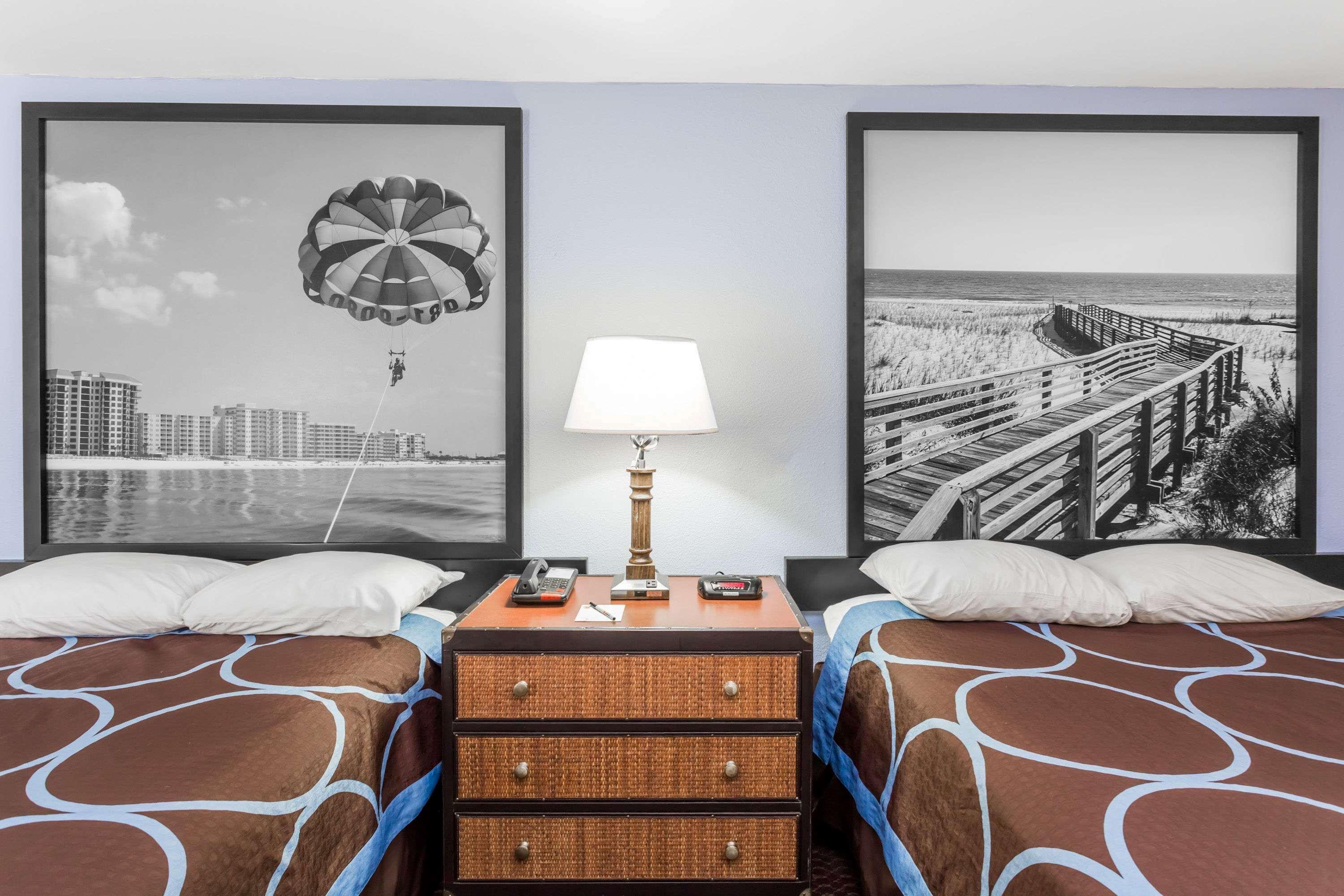Super 8 By Wyndham Foley Motel Luaran gambar