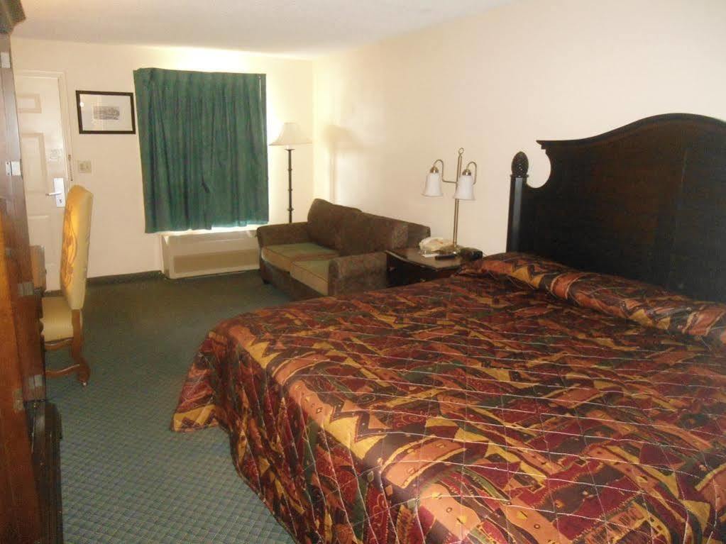 Super 8 By Wyndham Foley Motel Luaran gambar